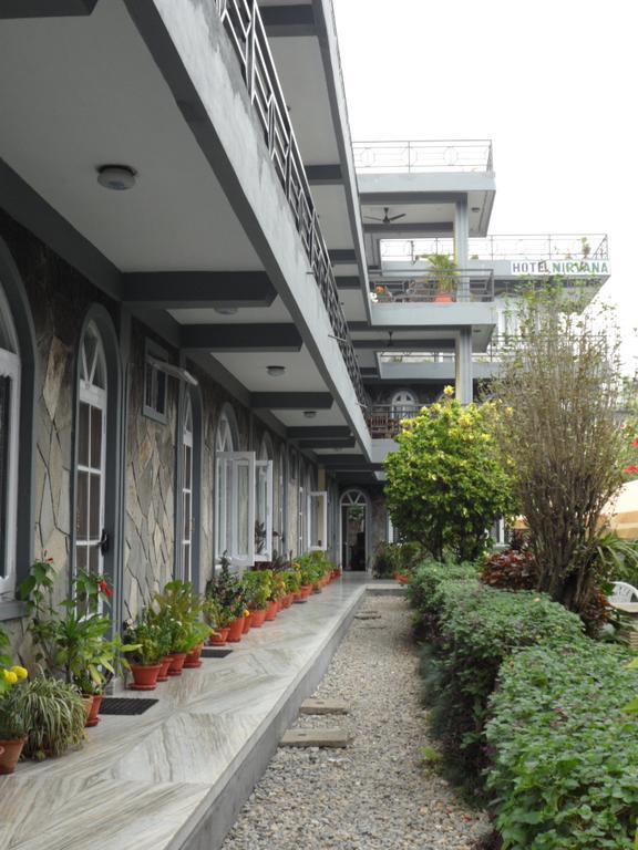 Hotel Nirvana Pokhara Dış mekan fotoğraf