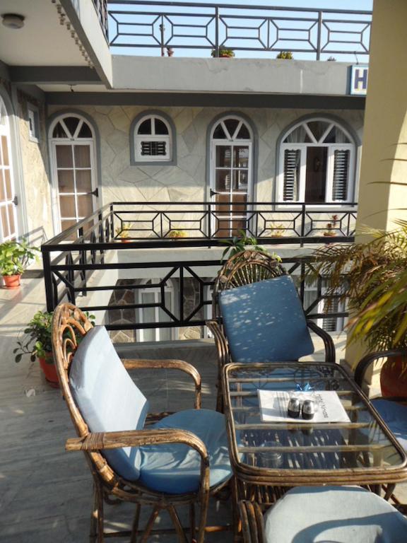 Hotel Nirvana Pokhara Dış mekan fotoğraf