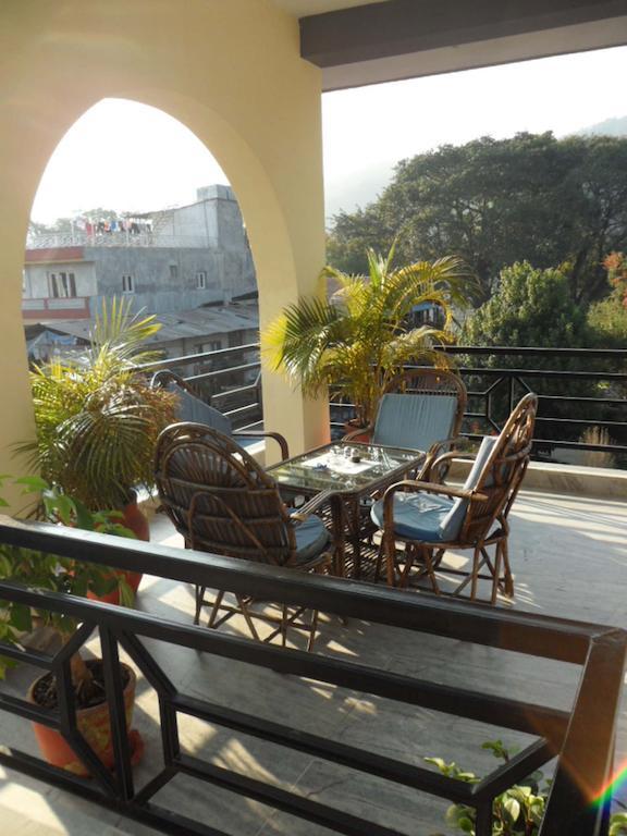 Hotel Nirvana Pokhara Dış mekan fotoğraf